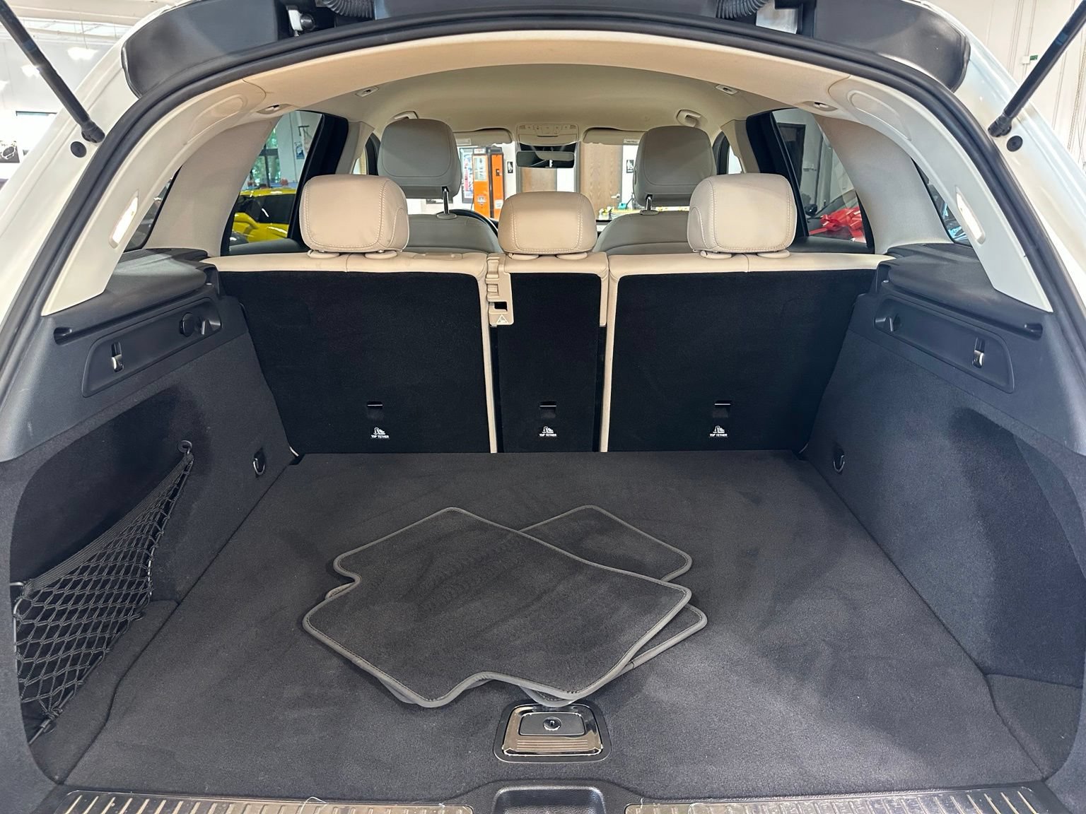 Used 2022 Mercedes-Benz GLC 300 image 39
