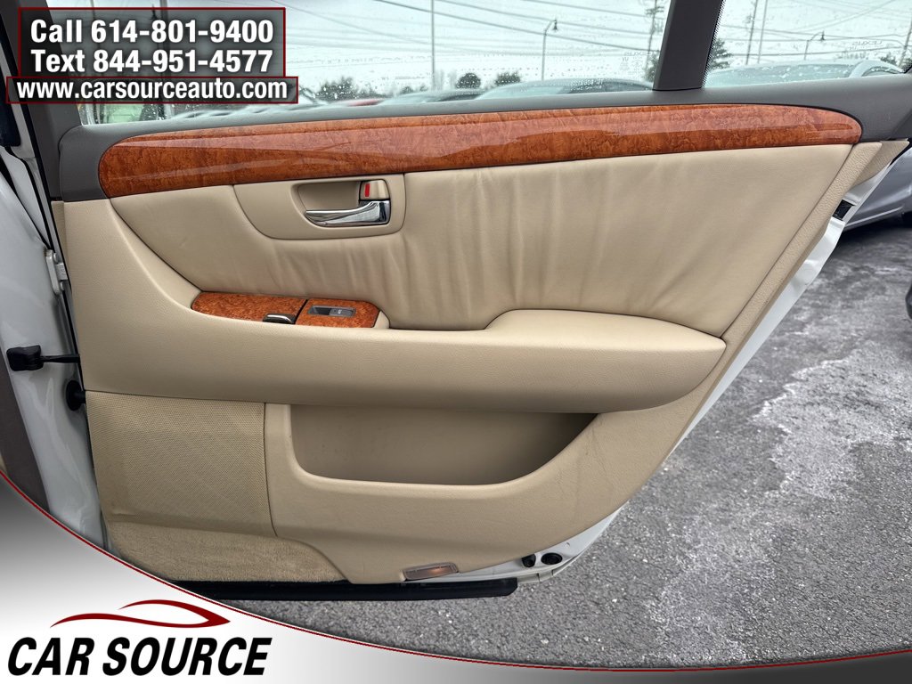 Used 2005 Lexus LS 430 image 28