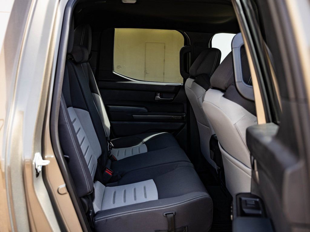 Used 2025 Toyota Tacoma TRD Sport AWD/4WD image 41