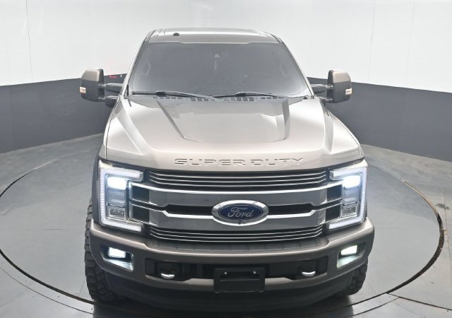 Used 2018 Ford F250 Limited AWD/4WD image 14