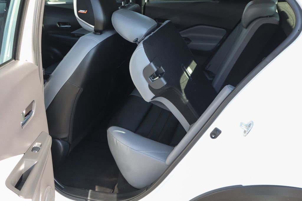 Used 2023 Nissan Kicks SR w/ SR Premium Package FWD image 38