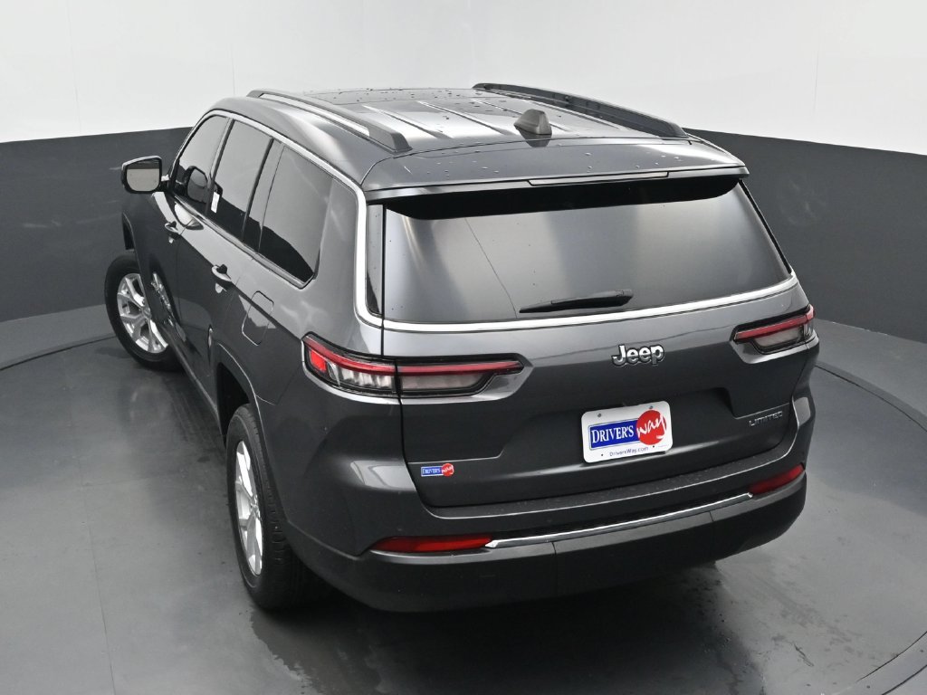 Used 2023 Jeep Grand Cherokee L Limited RWD image 37