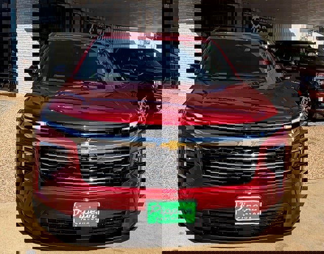 New 2026 Chevrolet Traverse LT image 3