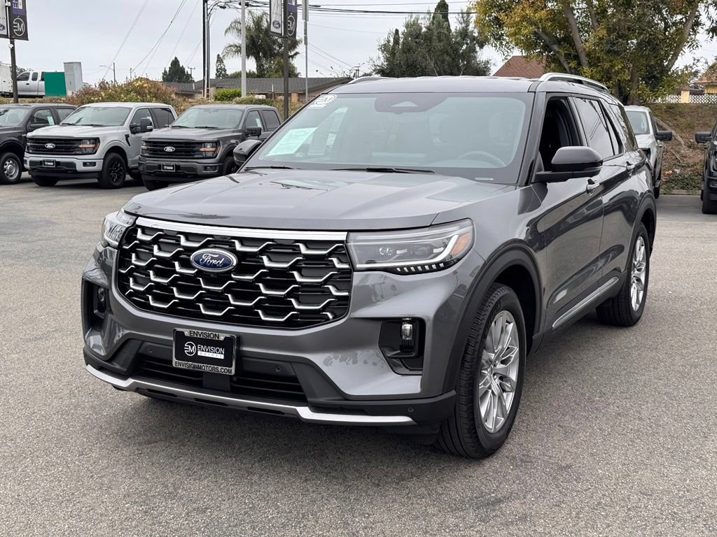 Used 2026 Ford Explorer Platinum RWD image 7