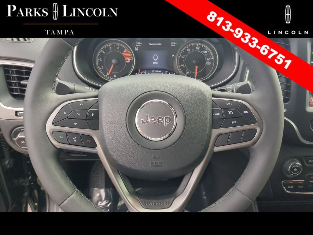 Used 2022 Jeep Cherokee Latitude Lux w/ Sun & Sound Group AWD/4WD image 30