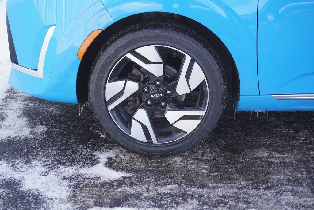 Used 2023 Kia Soul GT-Line image 9