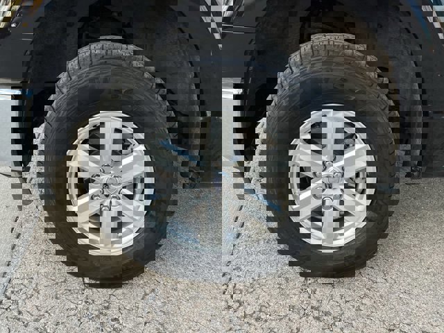 Used 2023 Ford F150 XLT image 33