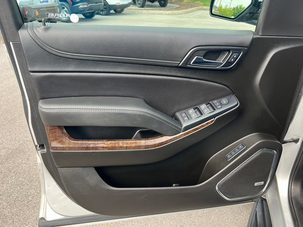 Used 2019 Chevrolet Tahoe LT AWD/4WD image 17