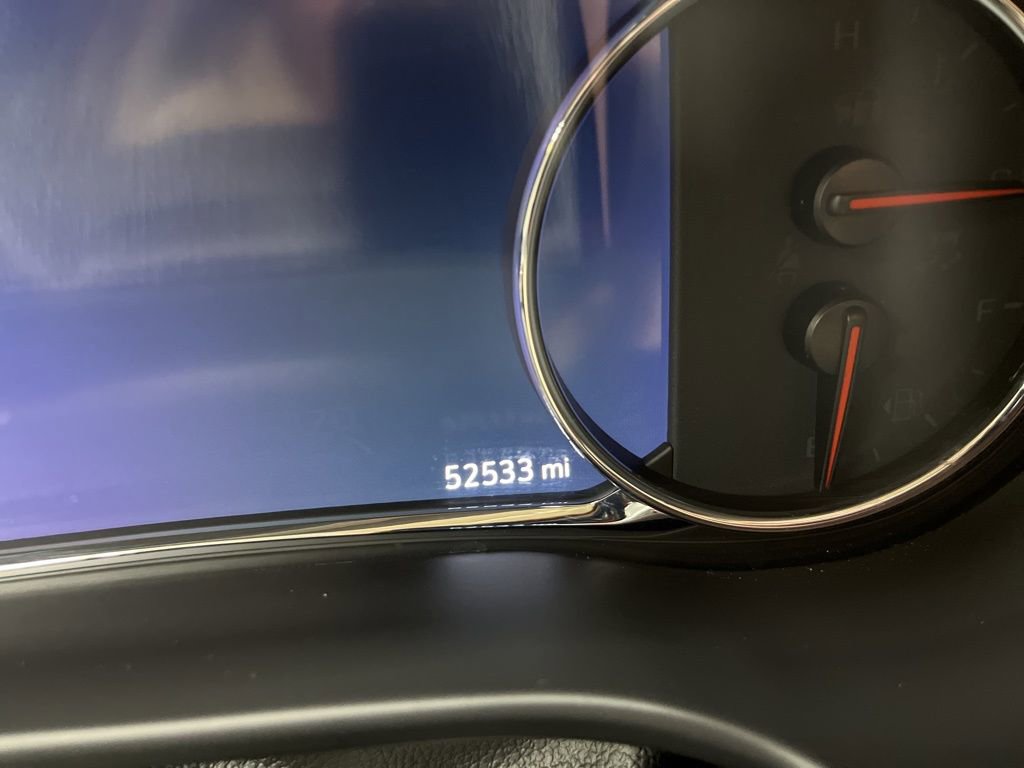 Used 2022 GMC Acadia Denali w/ Denali Ultimate Package image 11