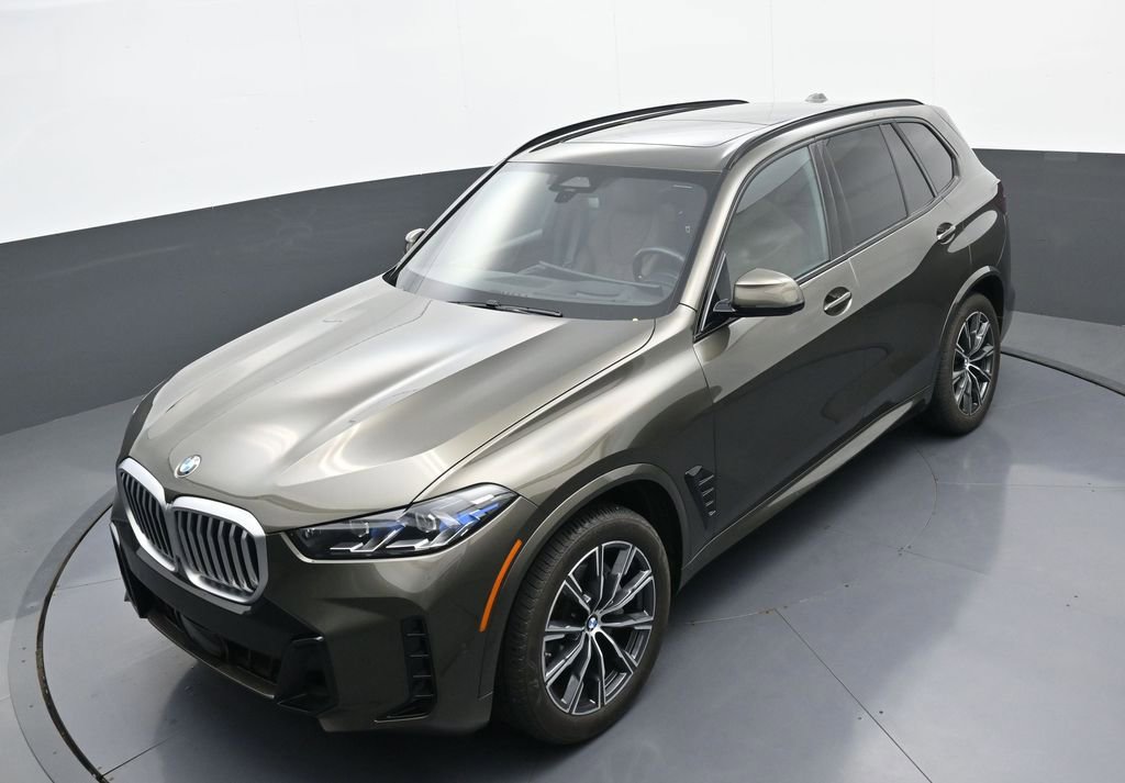 Used 2024 BMW X5 xDrive40i w/ Executive Package image 34