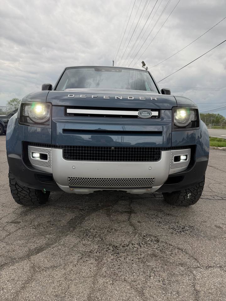 Used 2020 Land Rover Defender 110 HSE AWD/4WD image 17