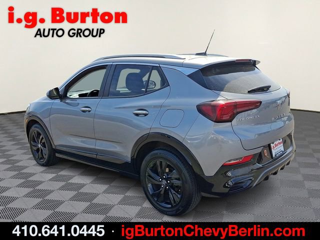 Certified 2024 Buick Encore GX Sport Touring FWD image 4