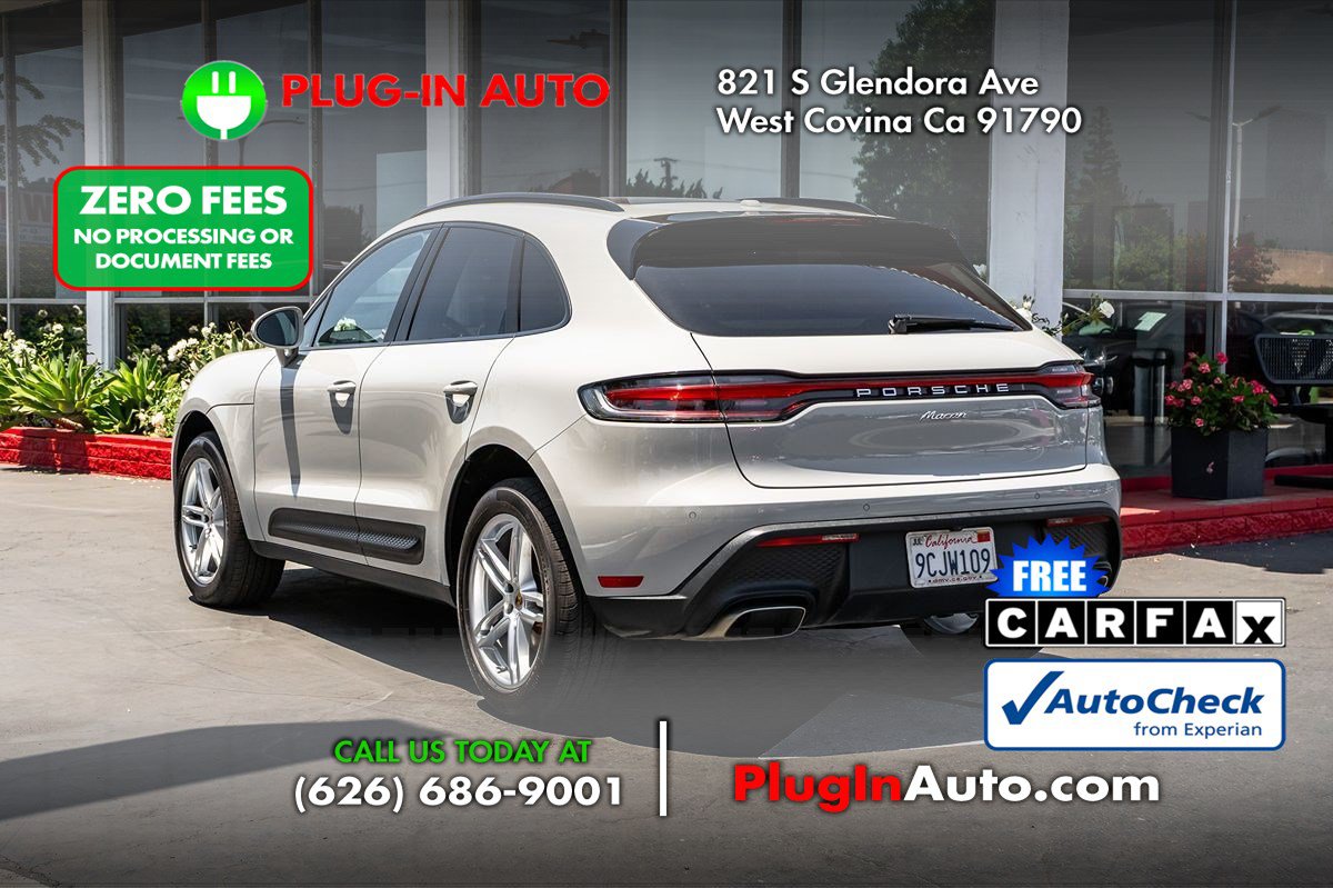 Used 2022 Porsche Macan AWD/4WD image 2