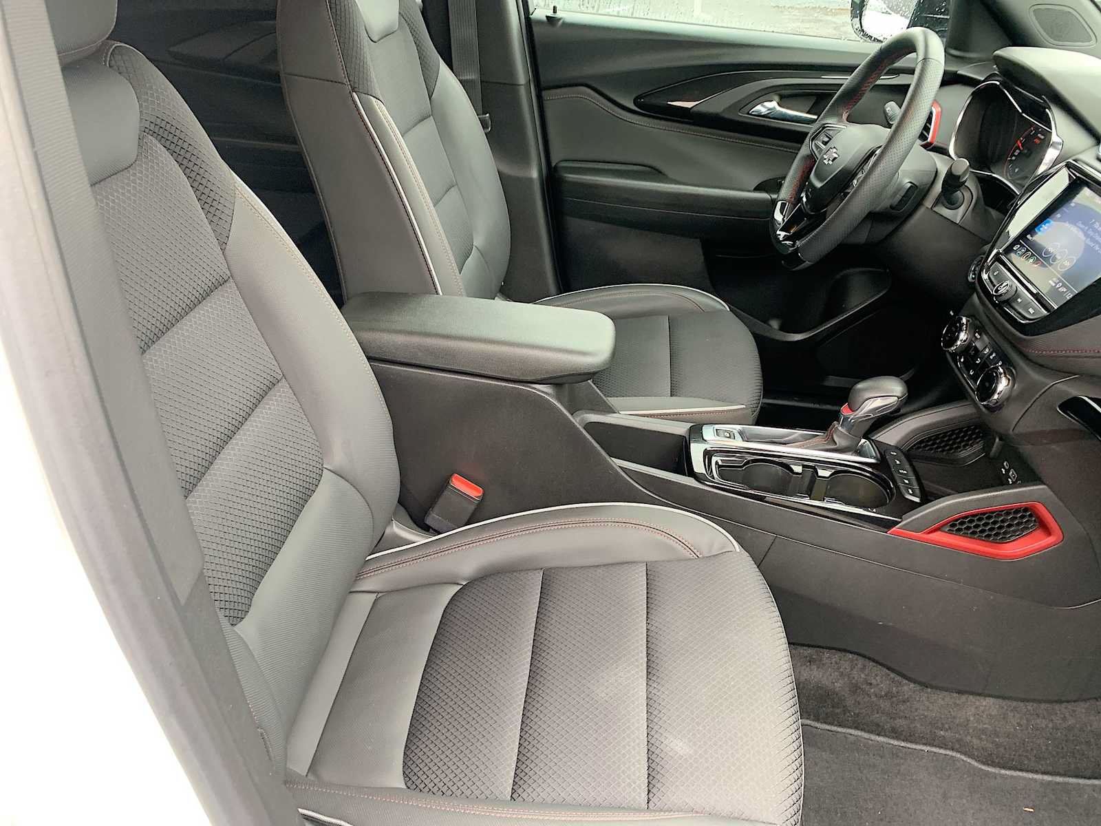Certified 2023 Chevrolet TrailBlazer RS w/ Convenience Package AWD/4WD image 25