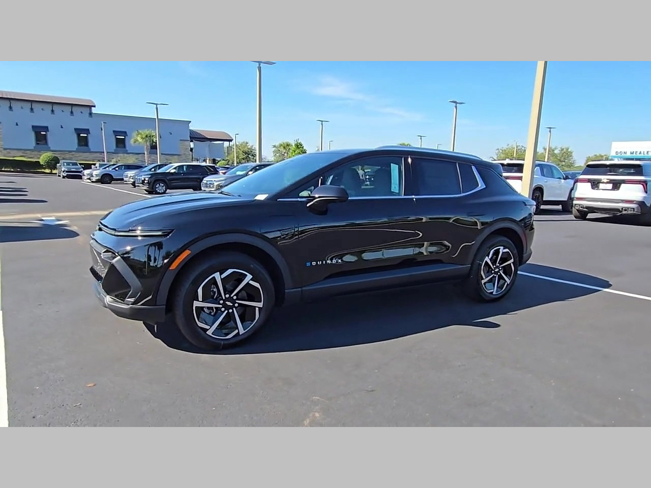 New 2026 Chevrolet Equinox EV LT image 16