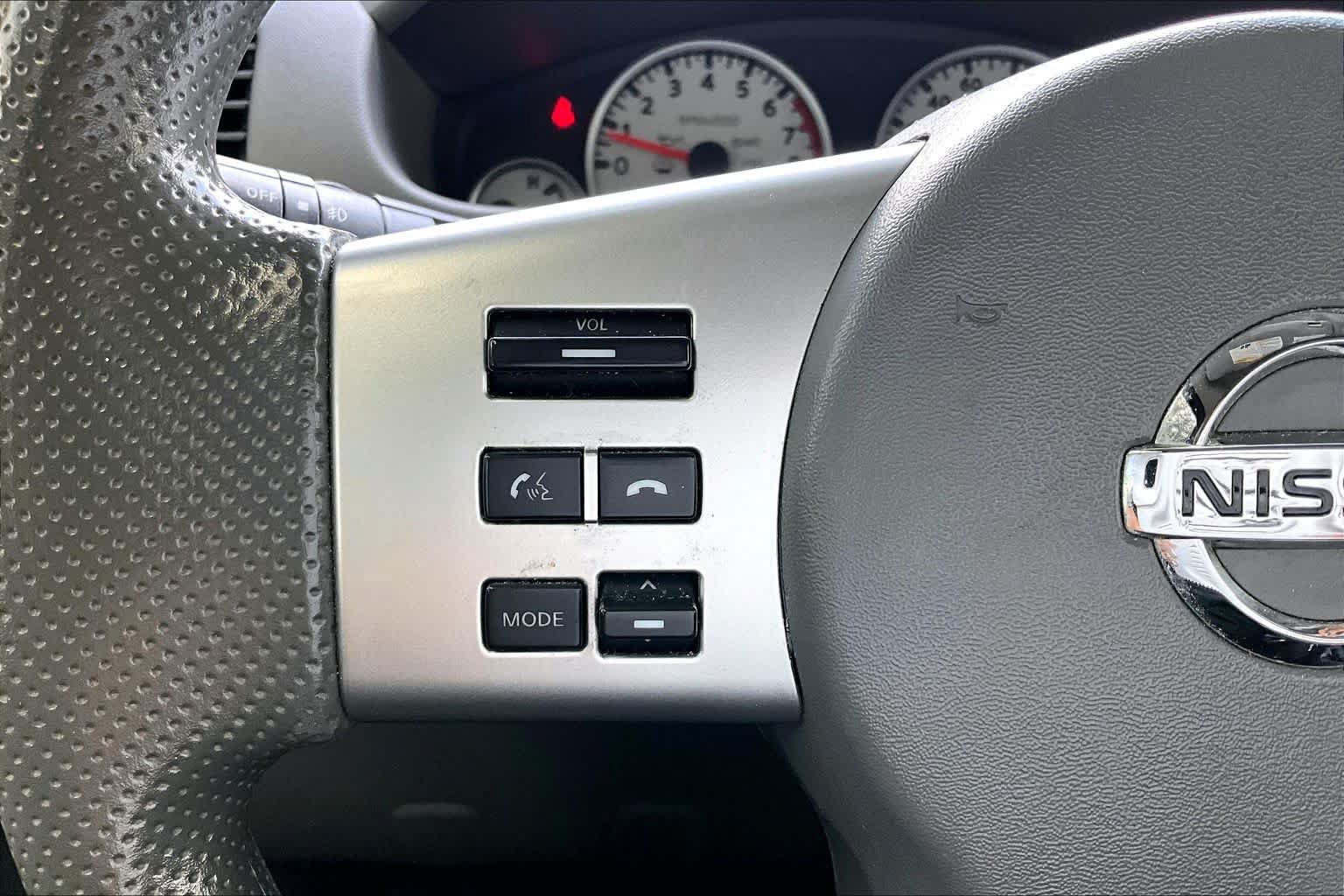Used 2018 Nissan Frontier SV RWD image 21