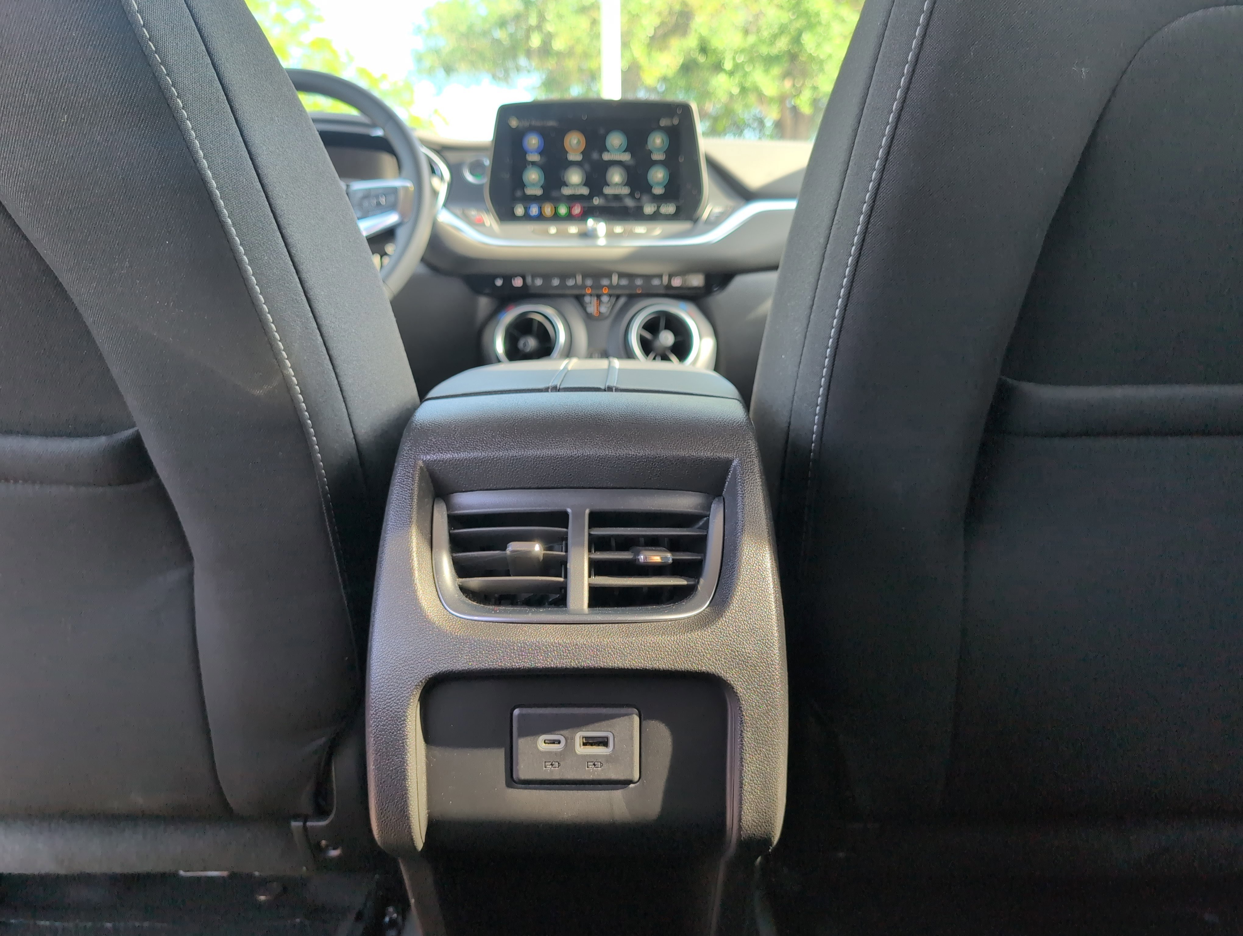 Used 2024 Chevrolet Blazer LT w/ Convenience Package FWD image 30