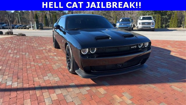 Used 2023 Dodge Challenger SRT Hellcat image 5