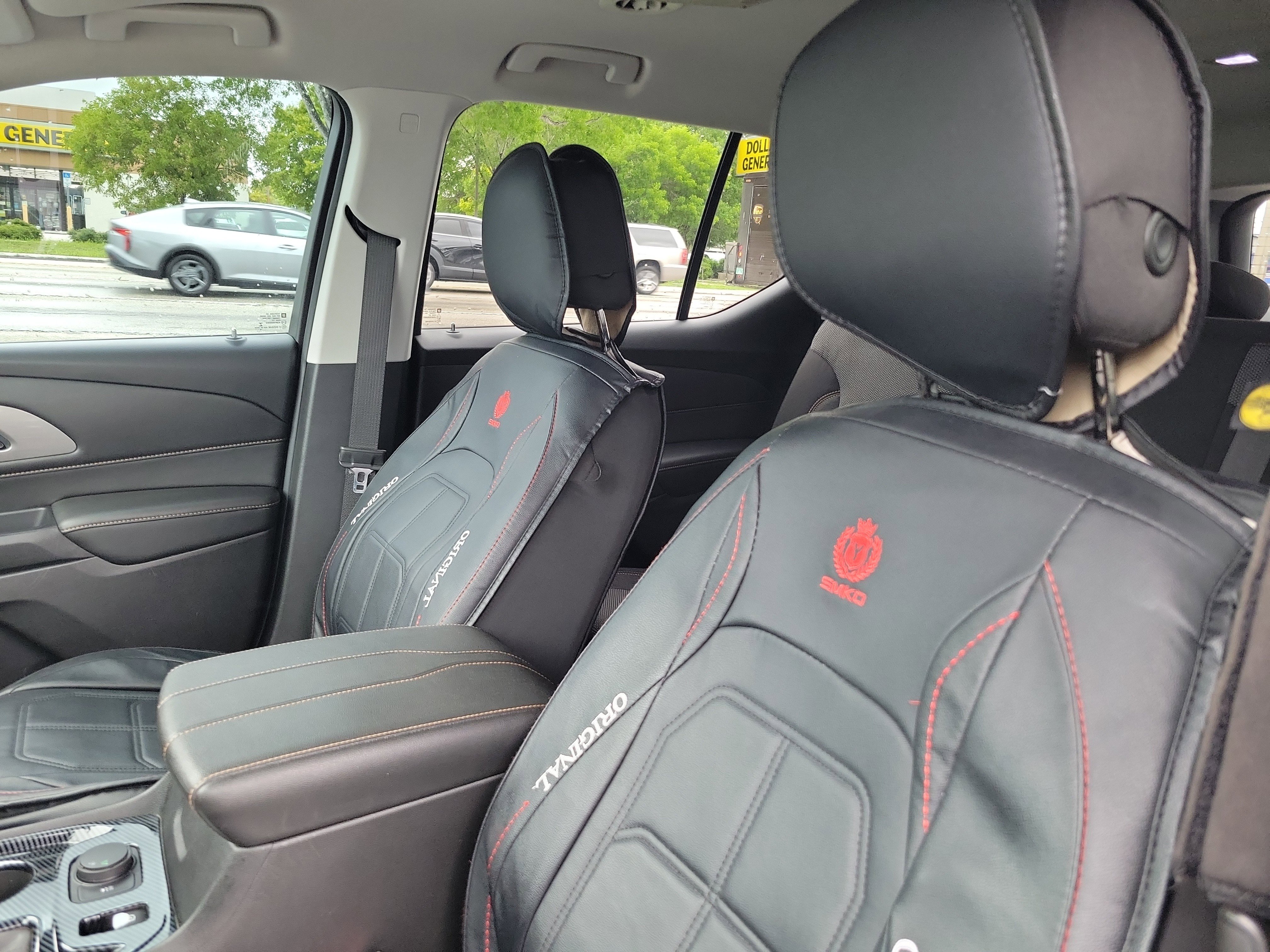 Used 2019 Chevrolet Traverse LS FWD image 16