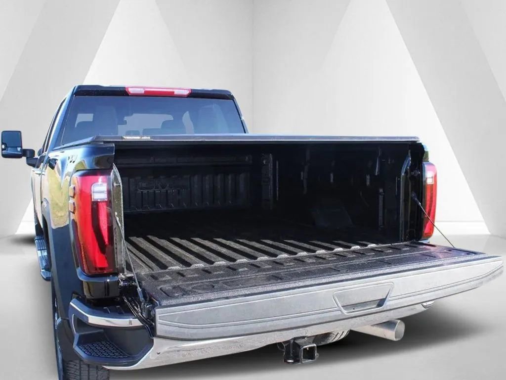 New 2026 GMC Sierra 3500 SLT image 39