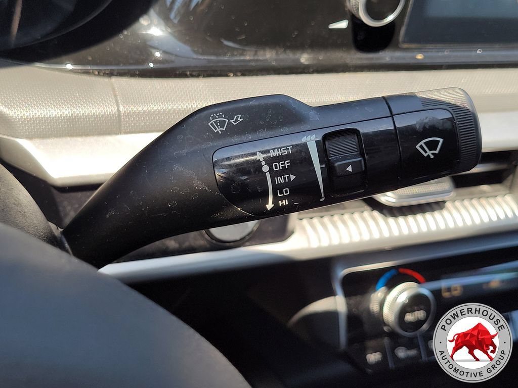 Used 2023 Kia K5 LXS FWD image 30