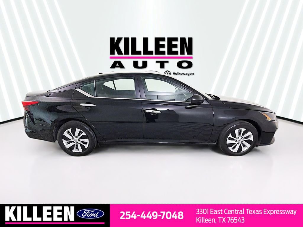 Used 2025 Nissan Altima 2.5 S image 9