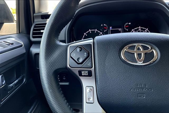 Used 2023 Toyota 4Runner SR5 AWD/4WD image 11
