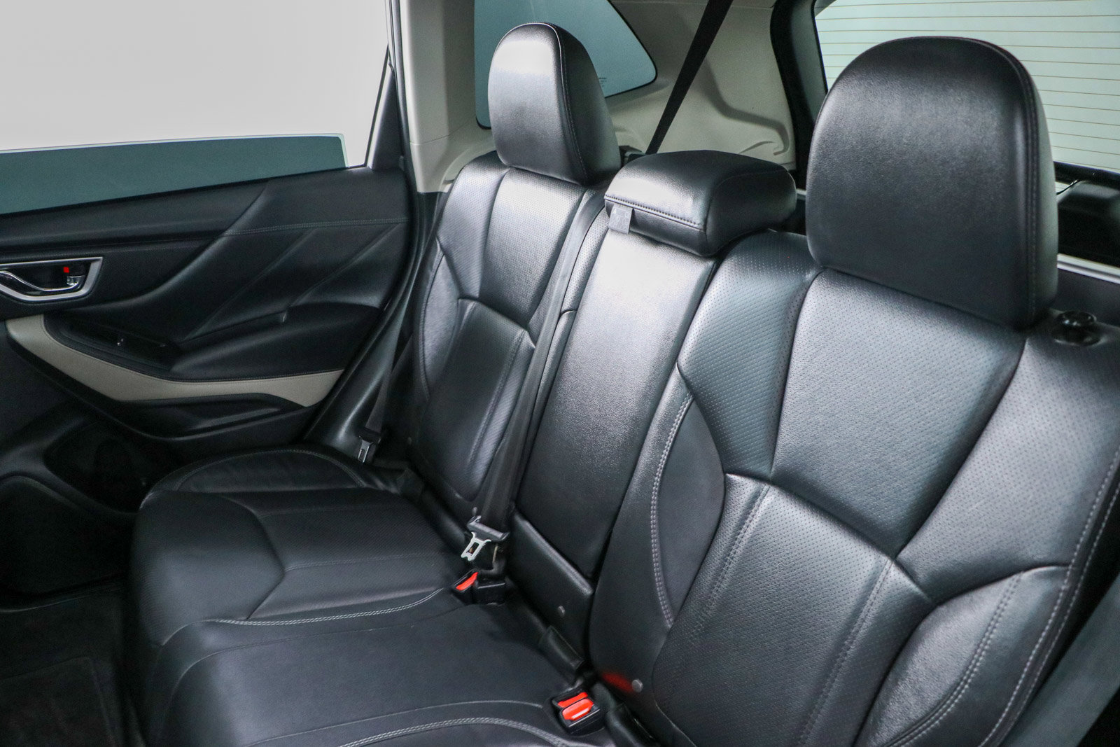 Used 2024 Subaru Forester Limited w/ Convenience Package image 25