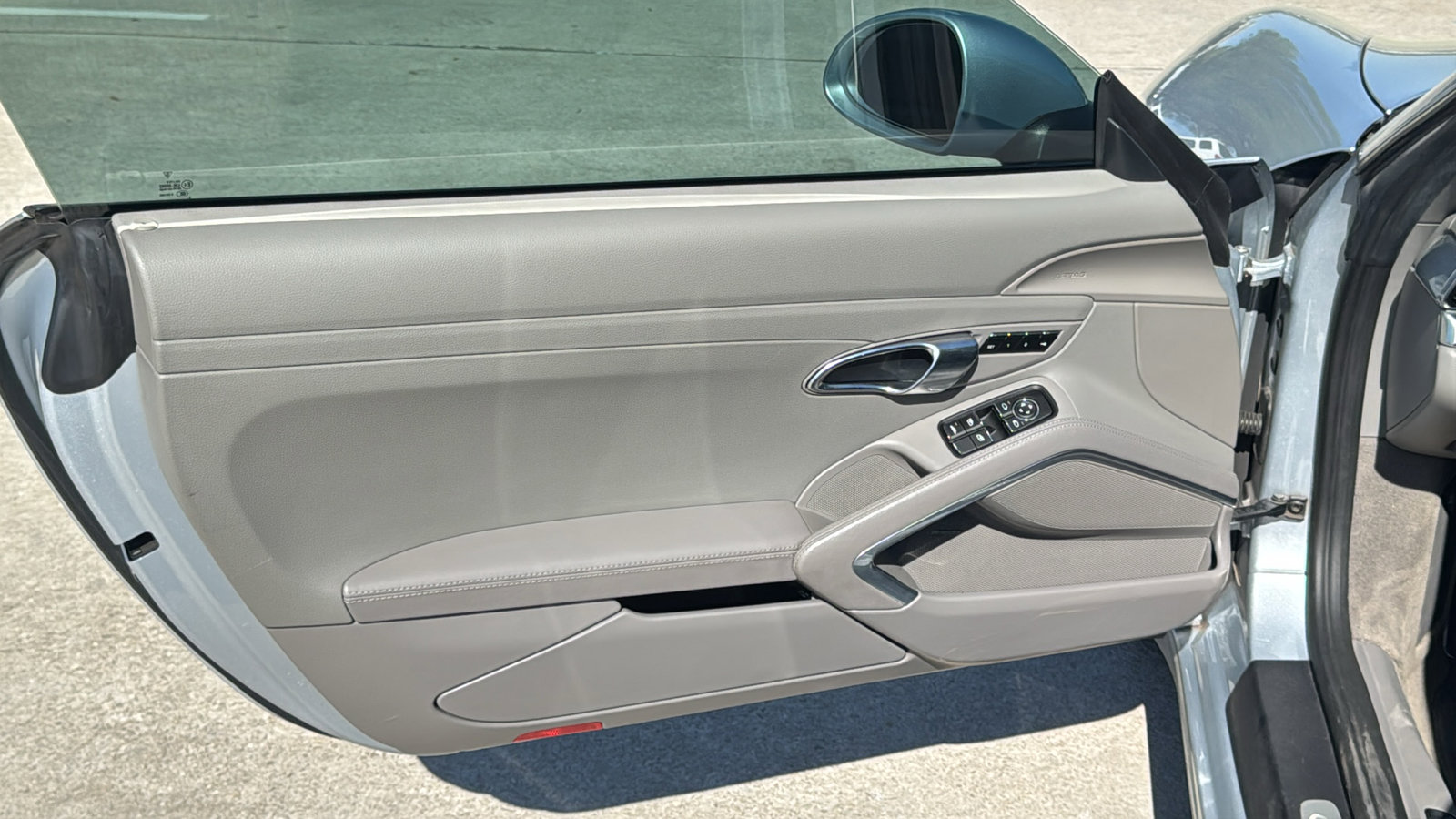 Used 2014 Porsche 911 Carrera S image 13