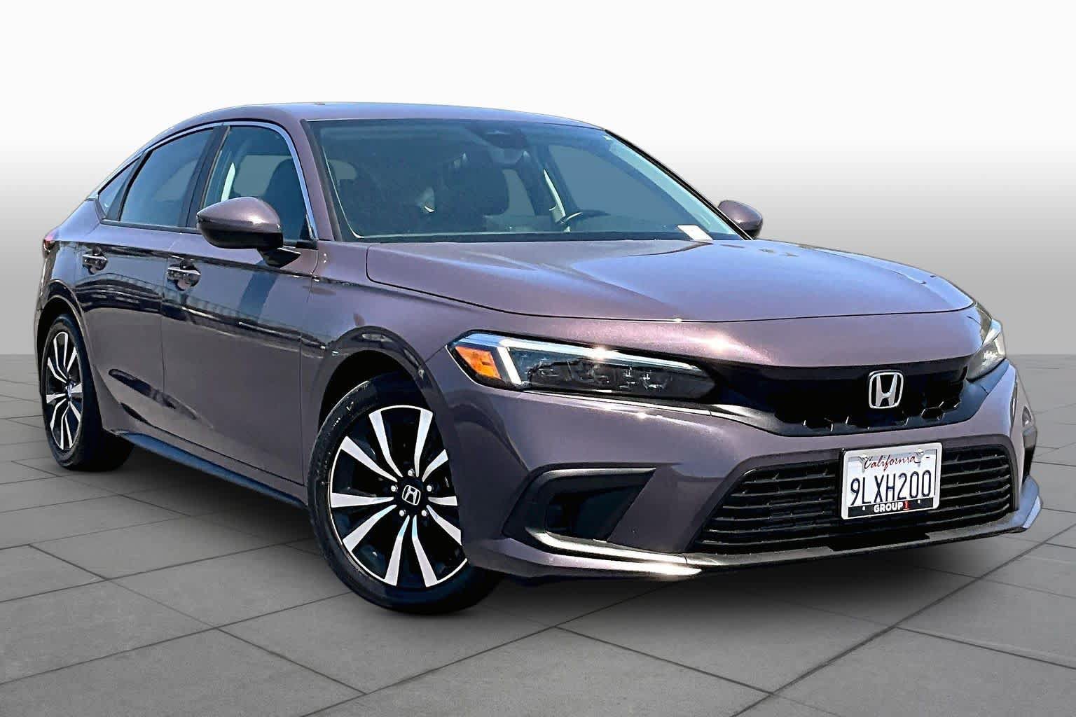 Used 2024 Honda Civic EX-L image 2