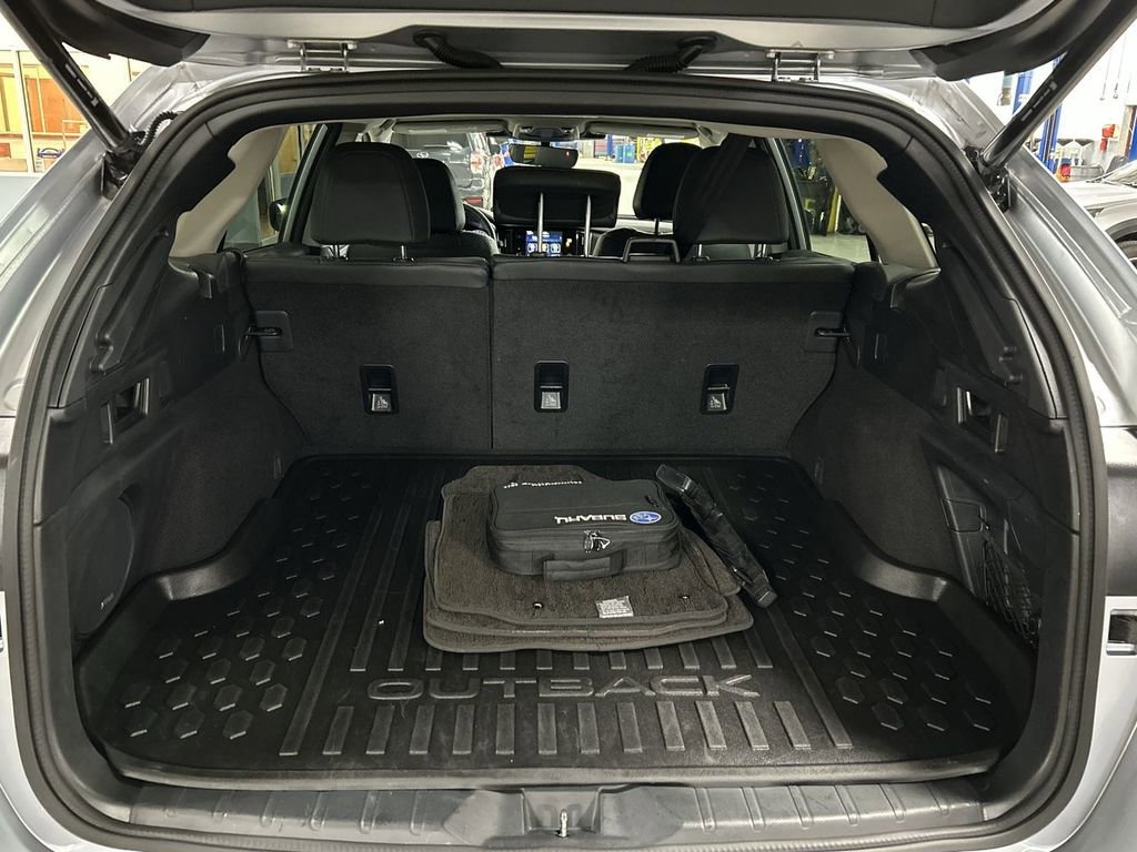 Certified 2023 Subaru Outback Limited image 26