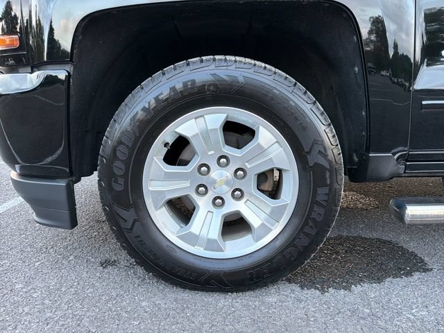 Used 2017 Chevrolet Silverado 1500 LT w/ All Star Edition AWD/4WD image 12