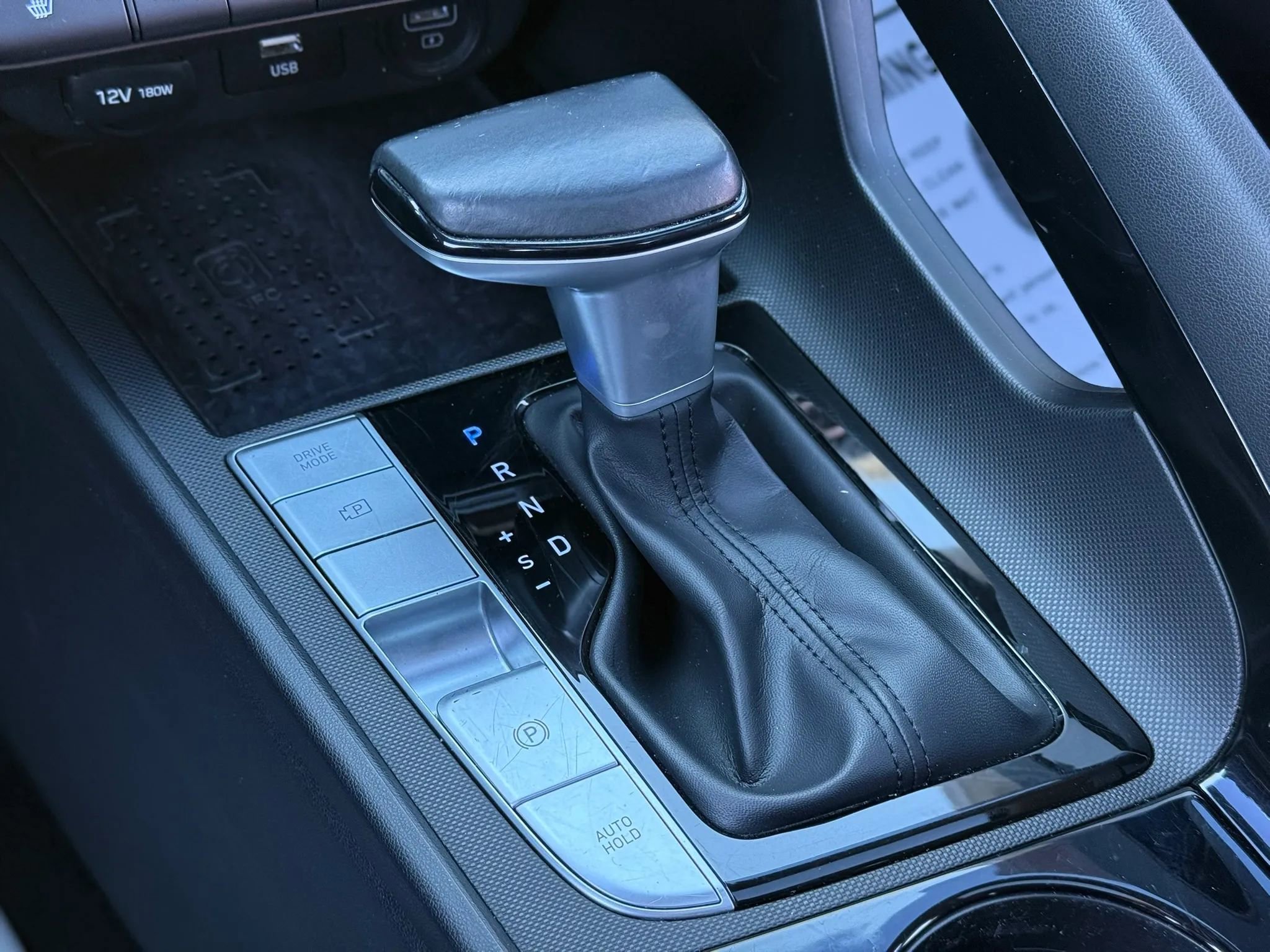 Used 2021 Hyundai Elantra SEL w/ Convenience + Premium Package image 24