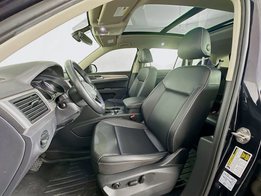 Used 2021 Volkswagen Atlas SE w/ Panoramic Sunroof Package image 21