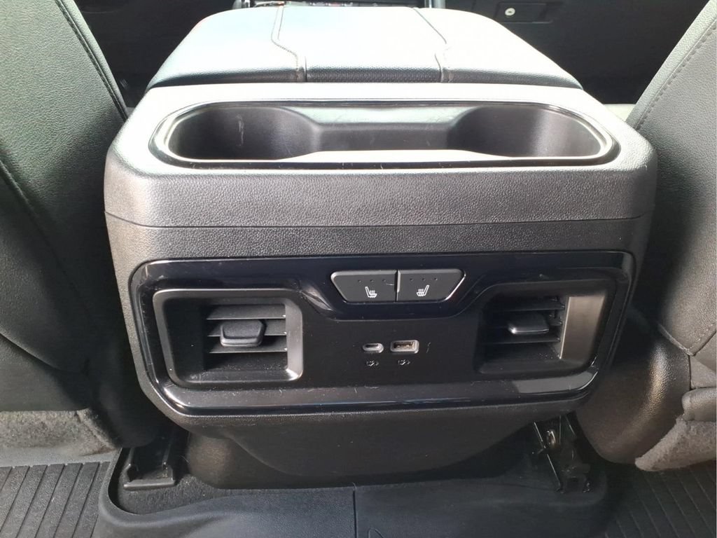 Used 2023 GMC Sierra 1500 AT4 w/ Technology Package AWD/4WD image 18