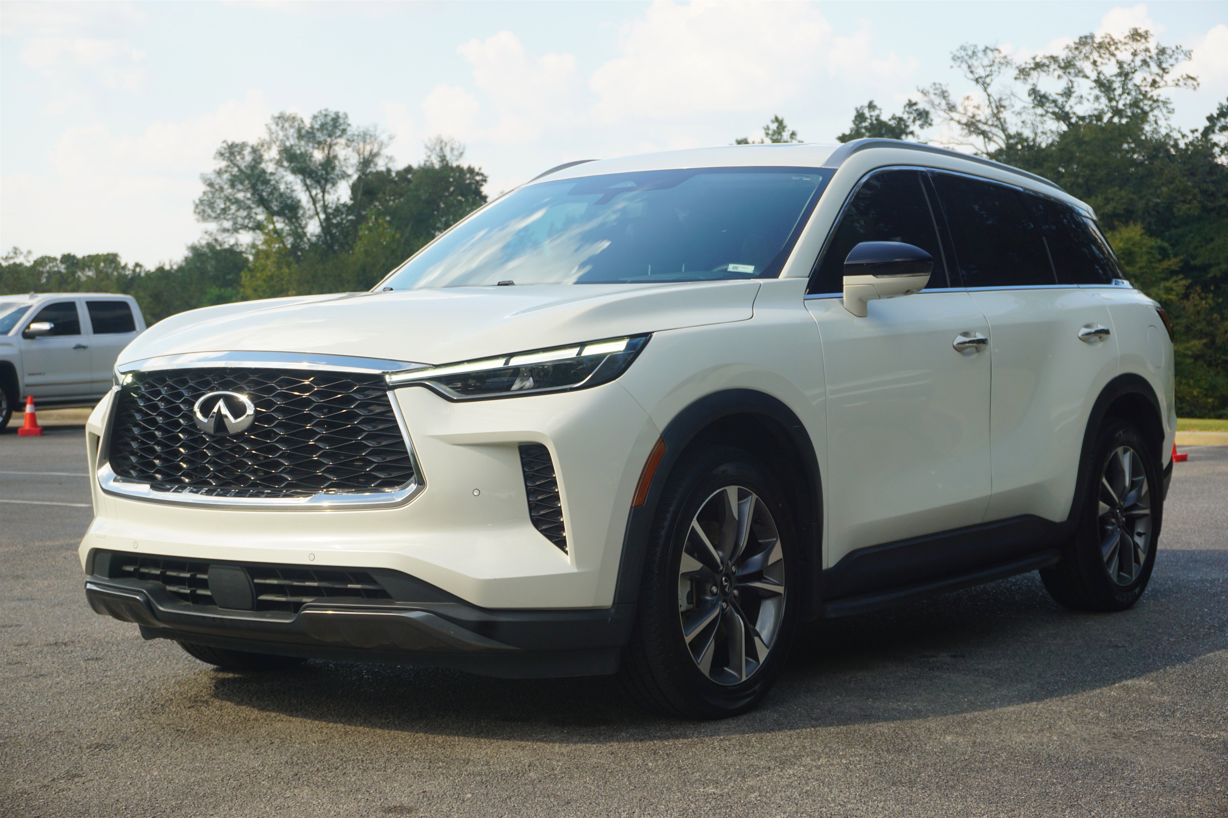 Used 2022 INFINITI QX60 Luxe w/ Vision Package image 5