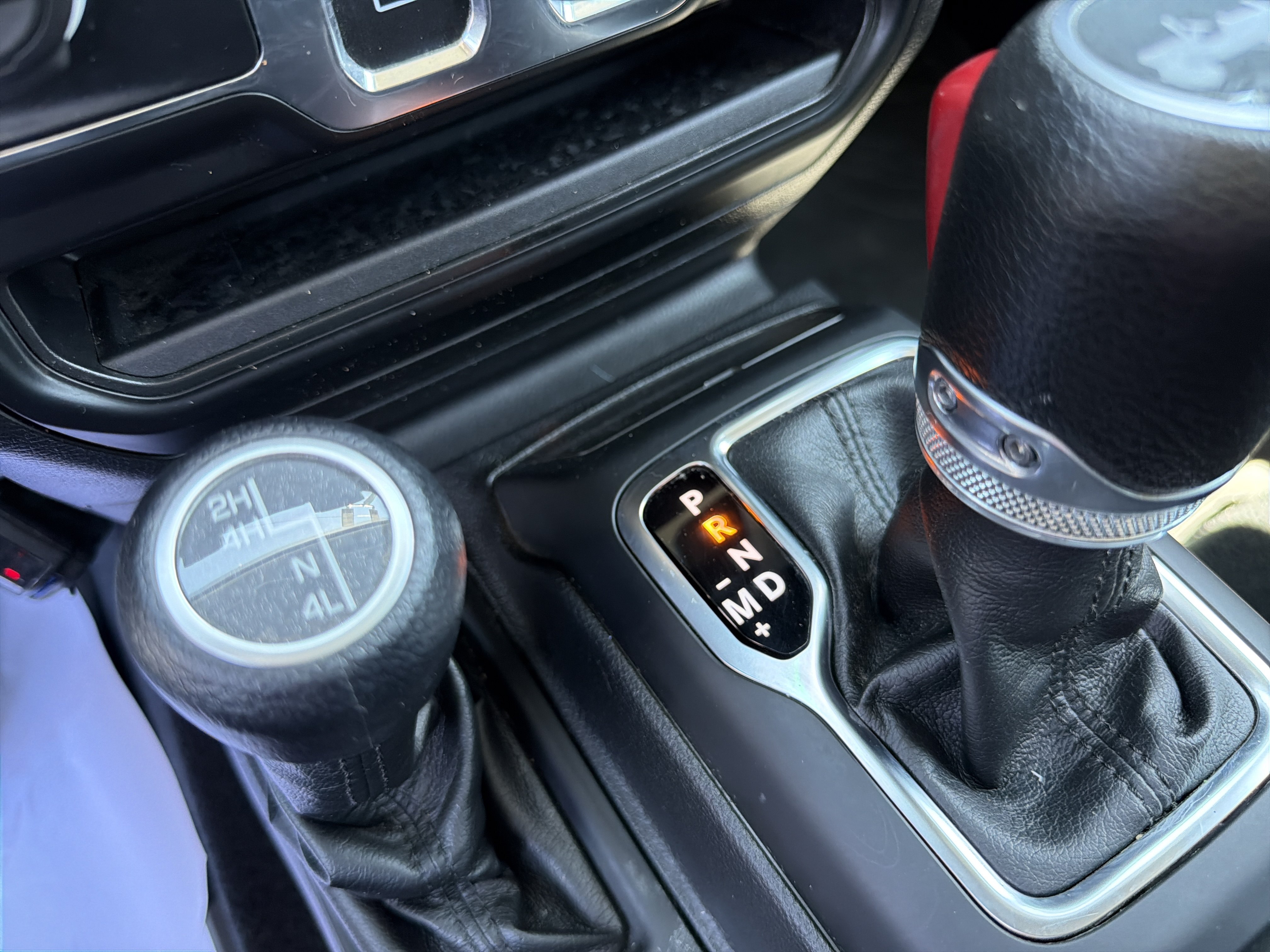 Used 2022 Jeep Wrangler Sport AWD/4WD image 24