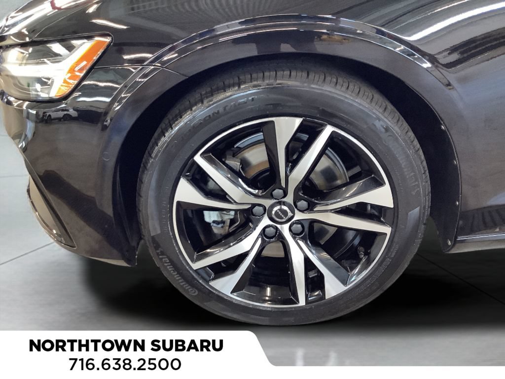 Used 2024 Volvo S60 B5 Plus FWD image 32