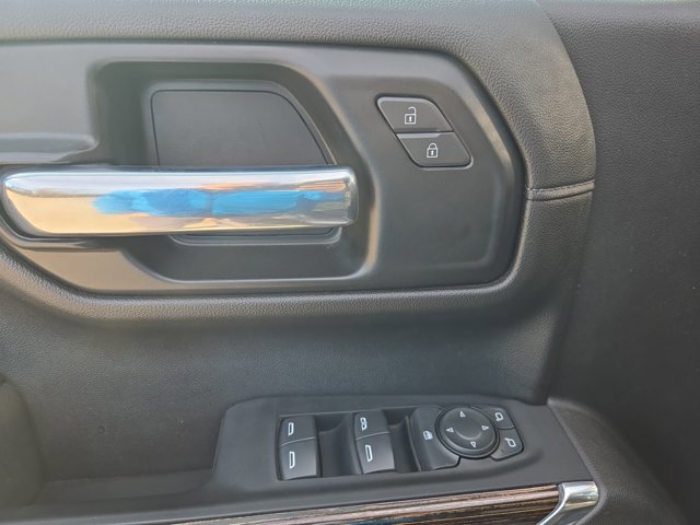 Used 2021 GMC Sierra 1500 Elevation w/ LPO, Elevation Black Package AWD/4WD image 18