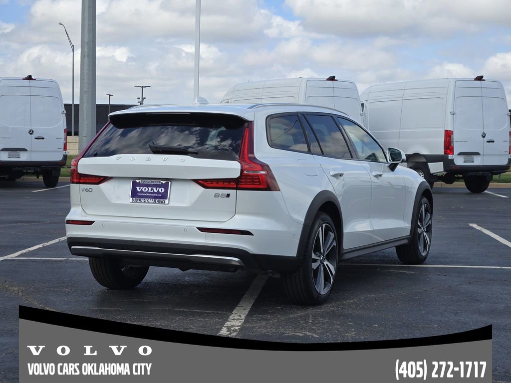 New 2026 Volvo V60 B5 Cross Country Plus w/ Climate Package image 5