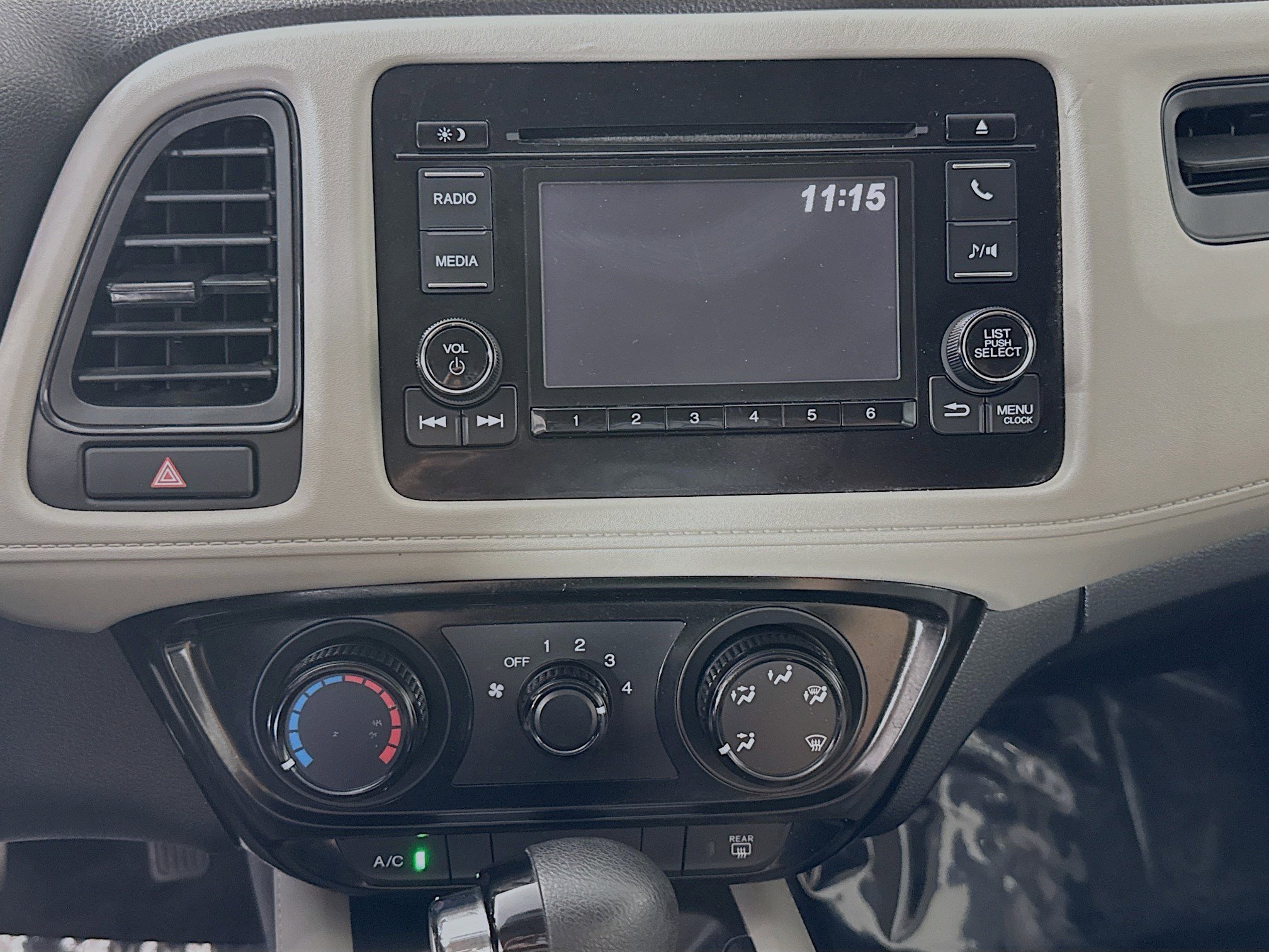 Used 2021 Honda HR-V LX image 18