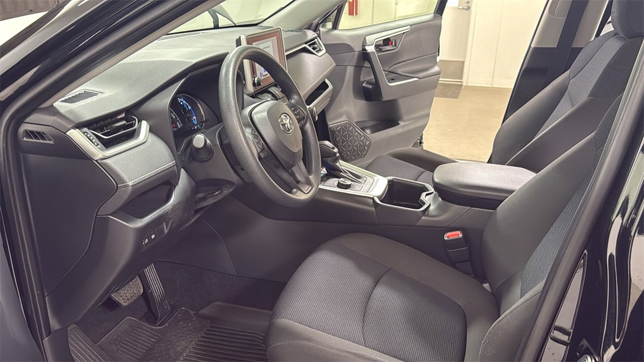 Certified 2025 Toyota RAV4 LE image 12