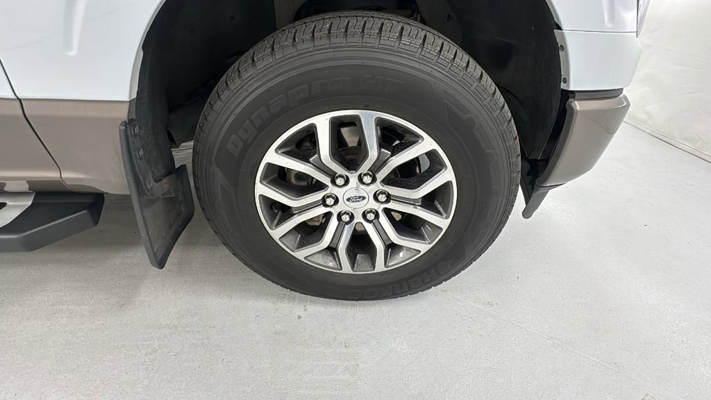 Used 2022 Ford F150 Lariat image 9