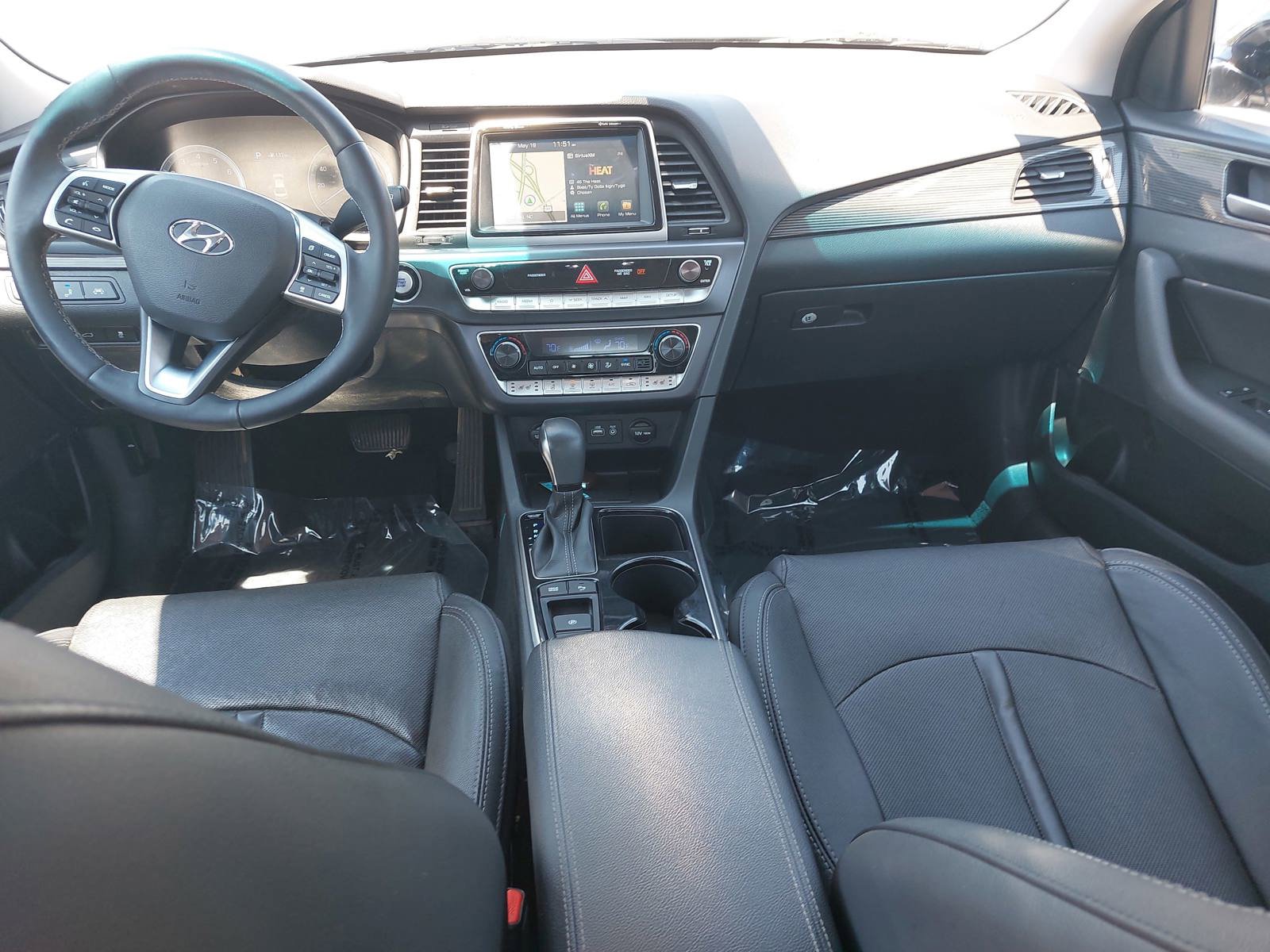 Used 2019 Hyundai Sonata Limited w/ Ultimate Package 04 FWD image 9