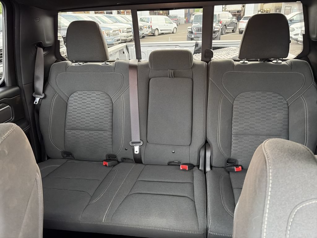 Used 2025 RAM 1500 Big Horn AWD/4WD image 30