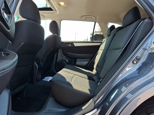 Used 2017 Subaru Outback 2.5i Premium AWD/4WD image 13