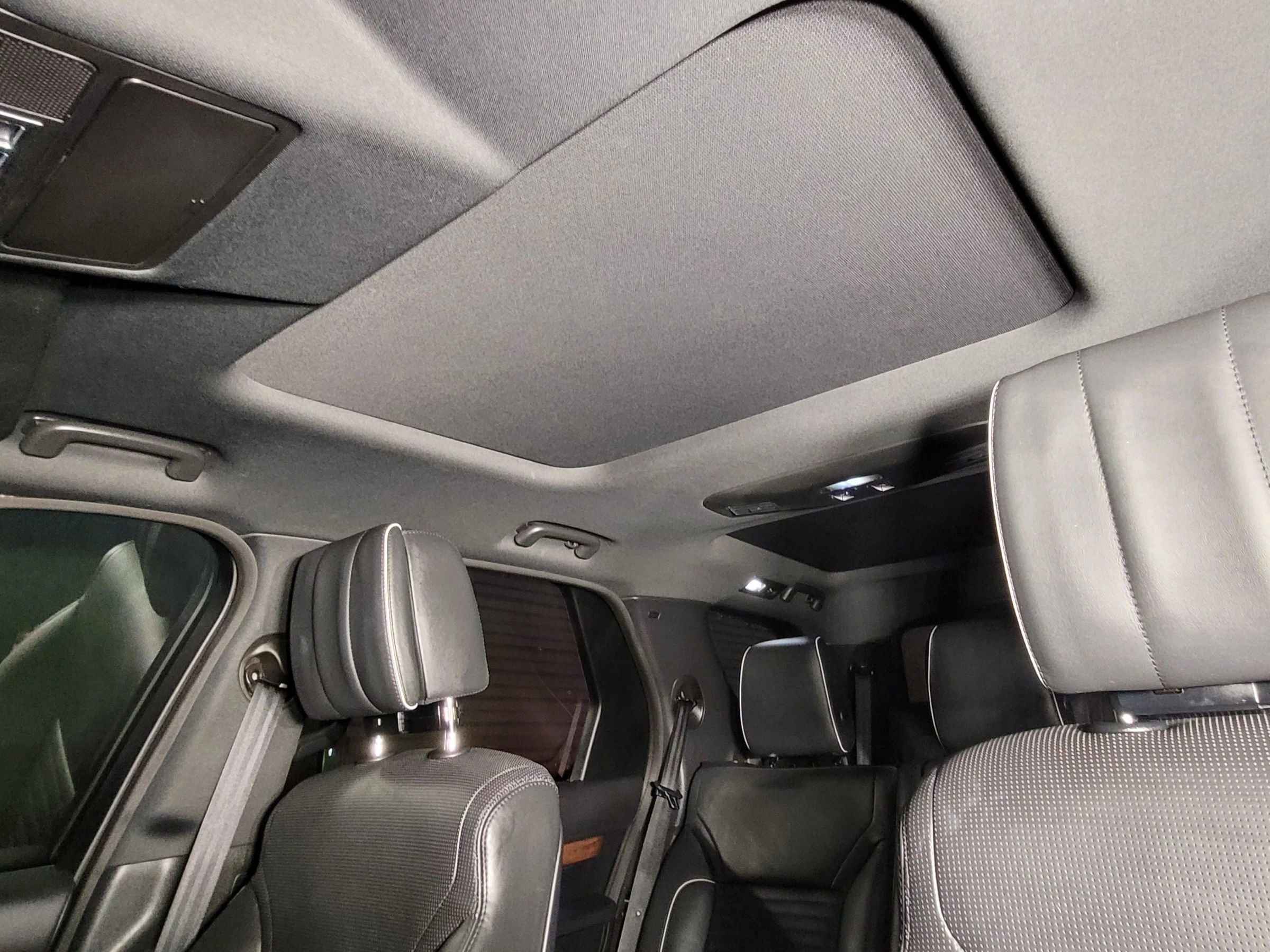 Used 2018 Land Rover Discovery HSE Luxury image 43