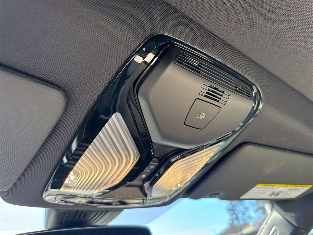 Used 2023 BMW i4 eDrive35 w/ Premium Package image 31