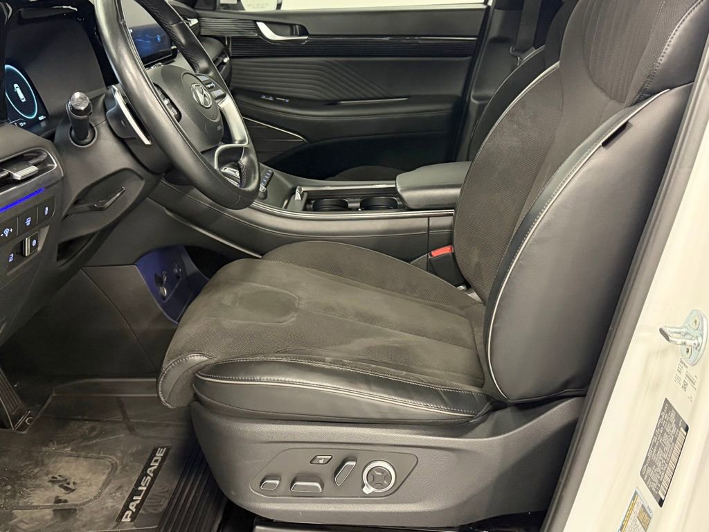 Used 2024 Hyundai Palisade Calligraphy AWD/4WD image 13