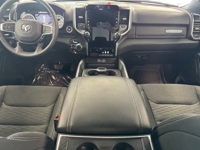Used 2025 RAM 1500 Big Horn AWD/4WD image 3